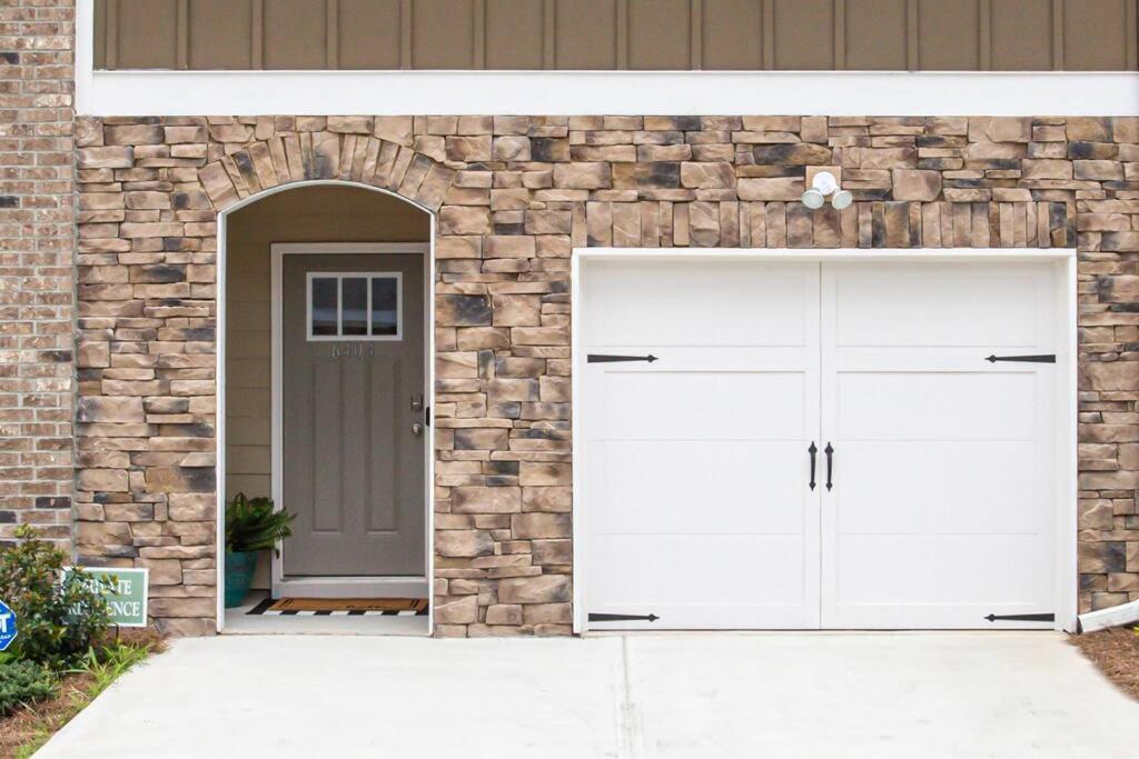 2022 Quiet Relaxing And Secure Town House Near Atlanta Apartment Redan Екстериор снимка