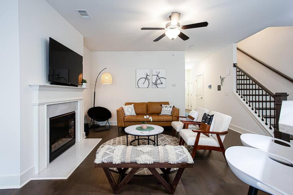 2022 Quiet Relaxing And Secure Town House Near Atlanta Apartment Redan Екстериор снимка